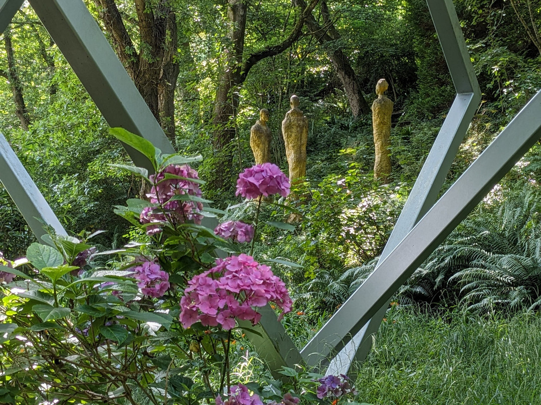 Broomhill Estate Sculpture Gardens景点图片