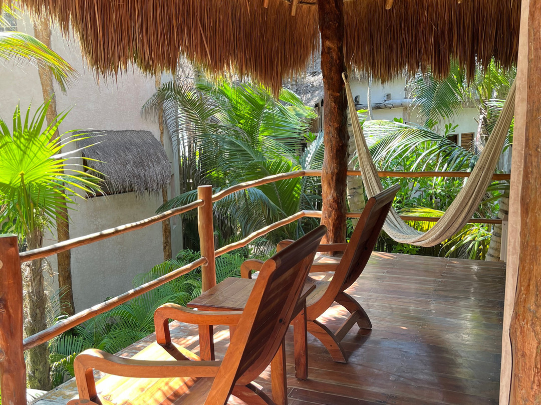 迷人图鲁姆酒店主图