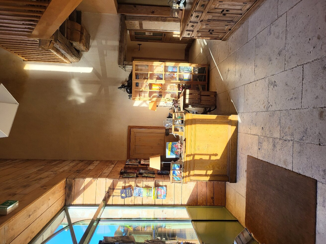 Hôtel Restaurant Les Orangeries主图