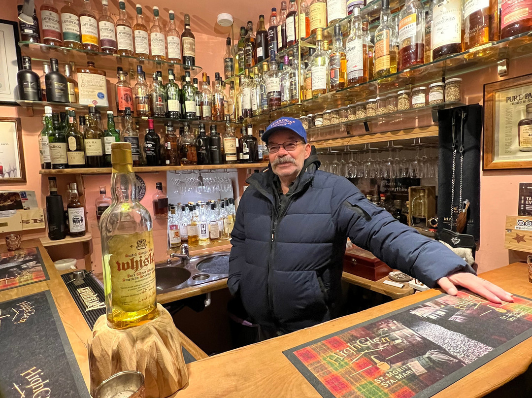 Smallest Whisky Bar On Earth-Santa Maria Val Müstair必去景点