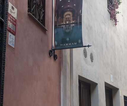 格拉纳达阿拉伯浴场-格拉纳达必去景点