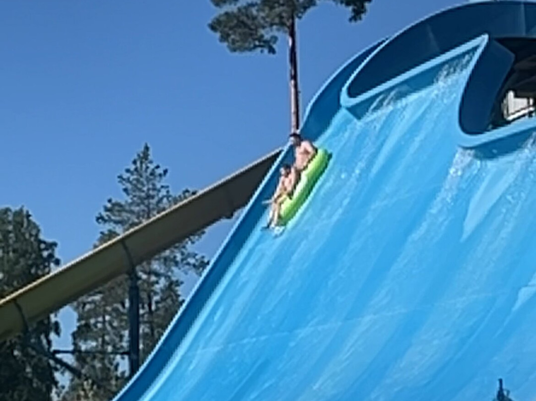 Serena Water Park-埃斯波必去景点