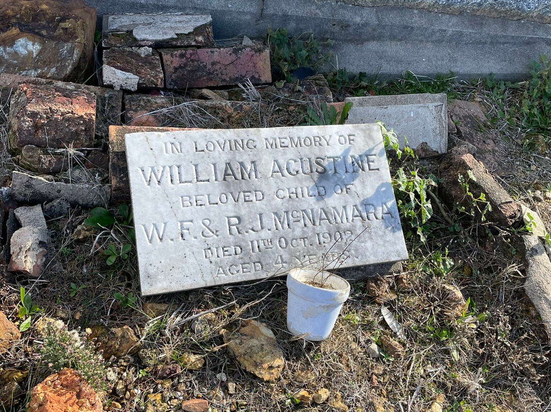 Rushworth Cemetery-拉什沃思必去景点