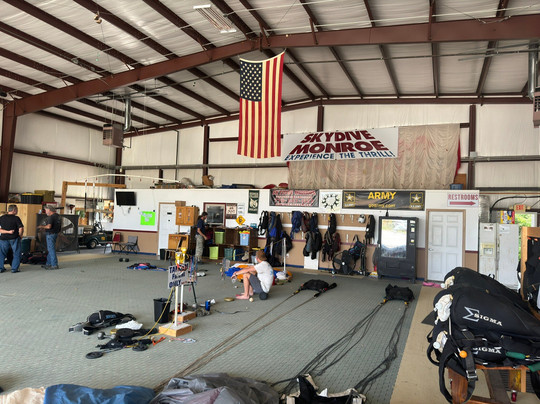 Skydive Monroe-Monroe必去景点