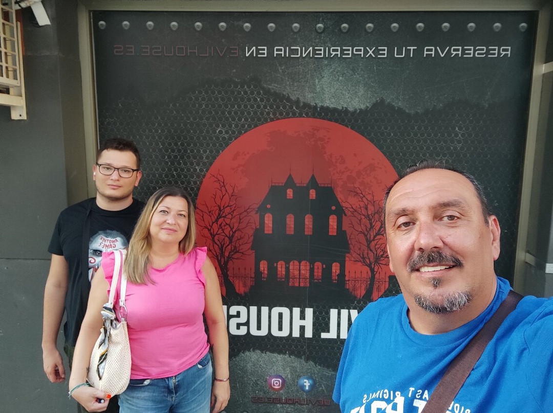 Evil House Escape Room景点图片