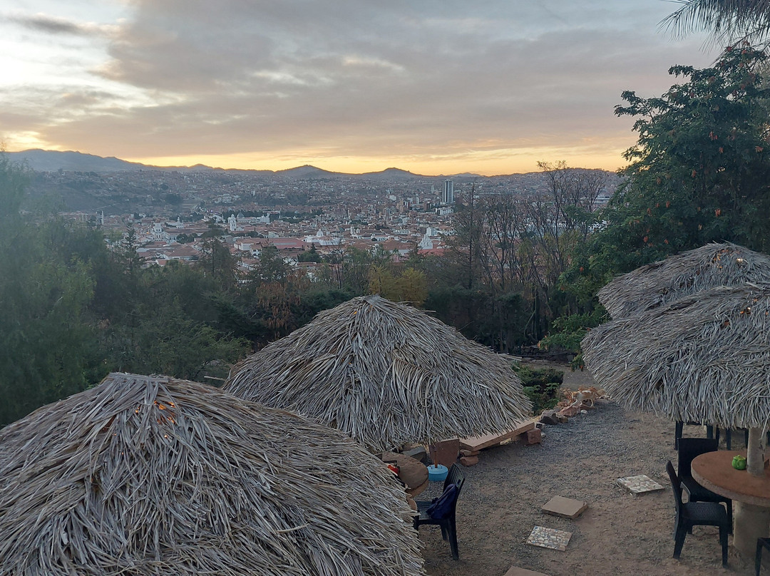 雷科莱塔墓地-苏克雷必去景点