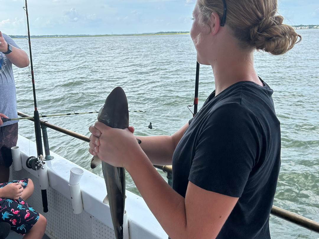 Captain Hook Party Fishing Boat-希尔顿头岛必去景点