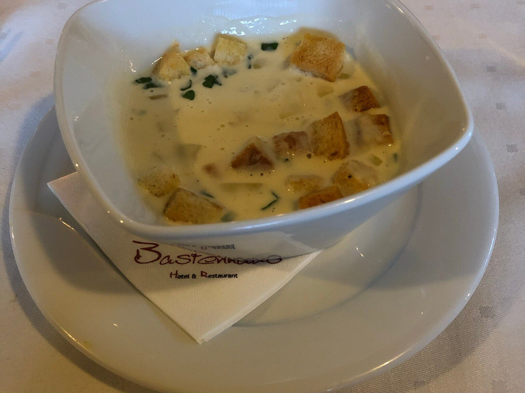 BASTENHAUS Hotel und Restaurant主图