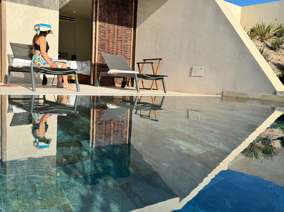 NOŪS Santorini主图