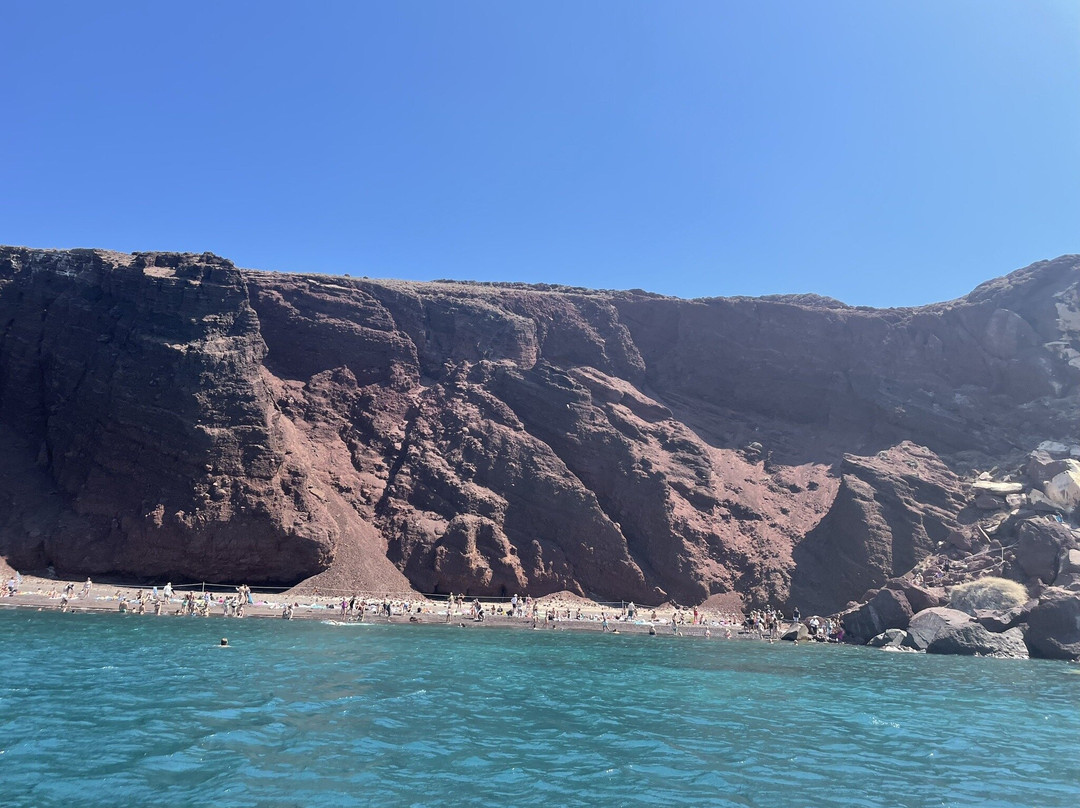 Taxi Boats to Red, White, and Black Beach景点图片