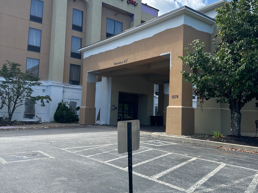 伯瑞特波罗希尔顿恒庭酒店主图