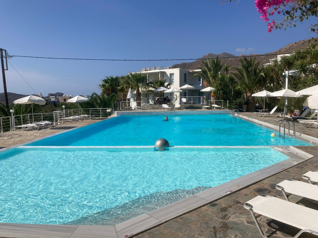 Hotel Plakures主图