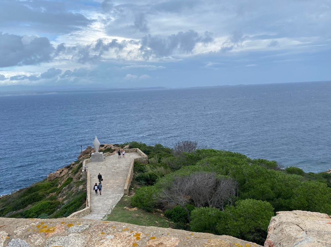 Torre di Longonsardo-圣特雷莎加卢拉必去景点