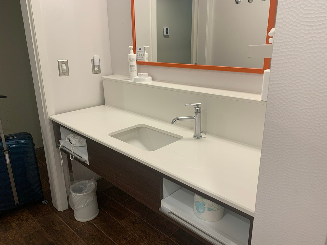 Hampton Inn Forsyth主图