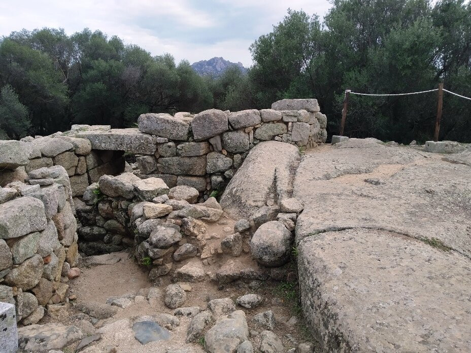 Nuraghe Albucciu-Arzachena必去景点