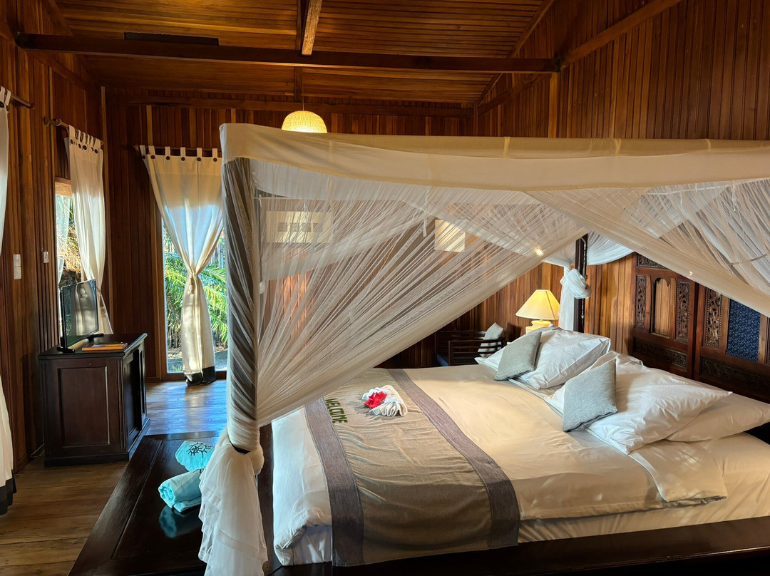 西拉丹Spa度假酒店主图