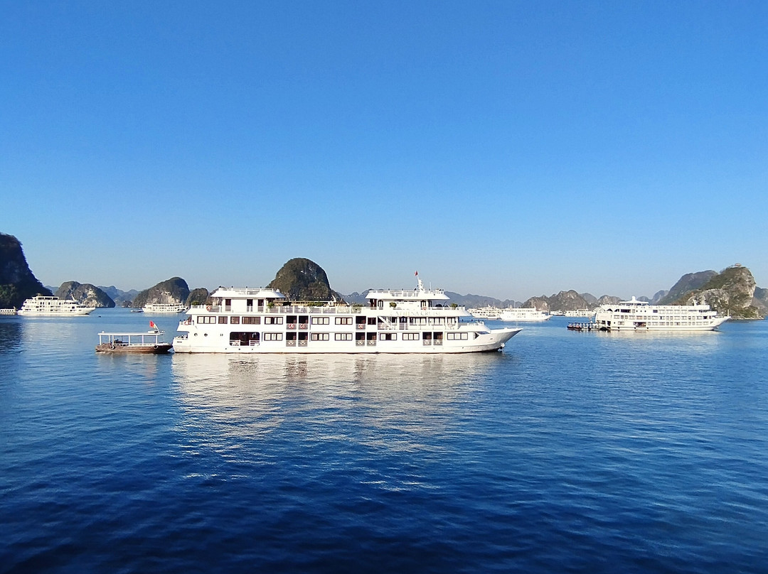 Seven Sisters Holidays-因帕尔必去景点