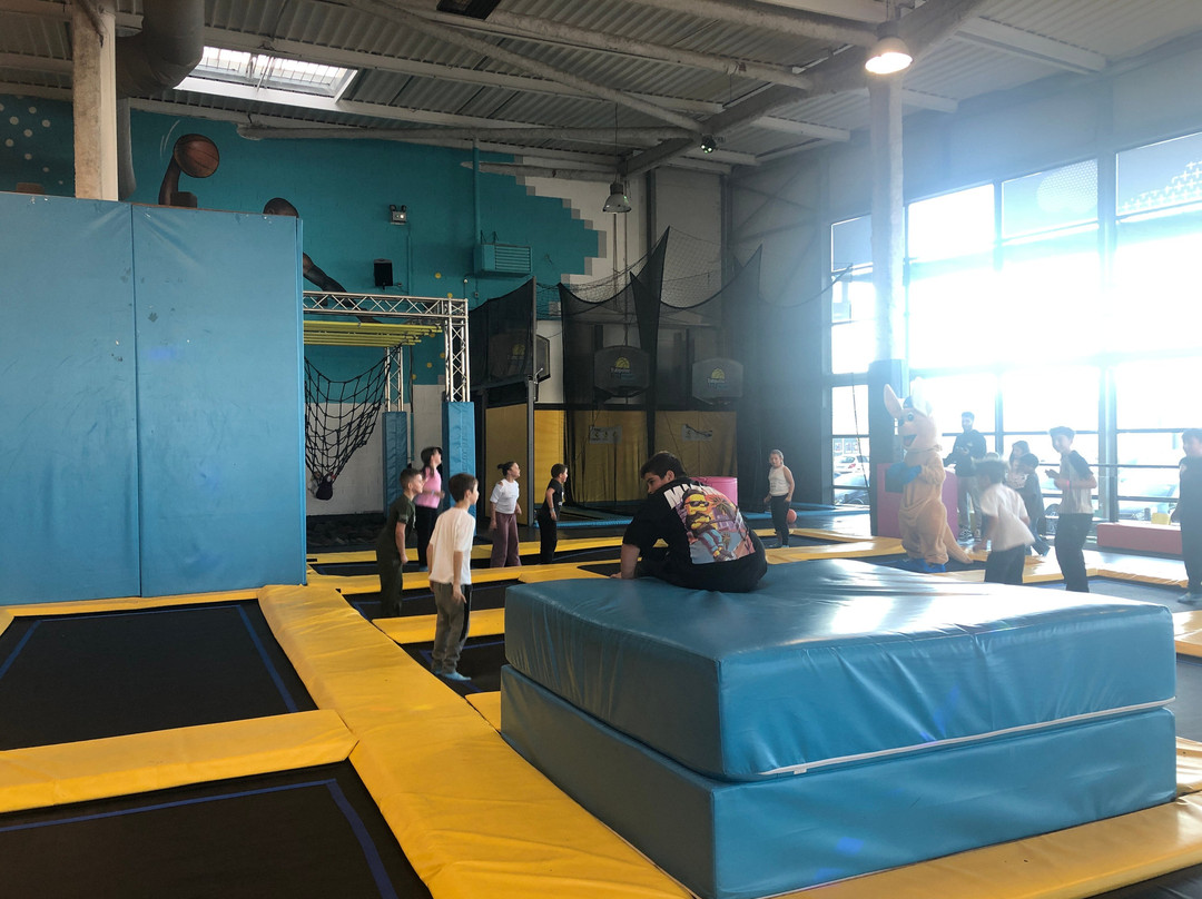 Trampoline Park You Jump Metz-Moulins-les-Metz必去景点