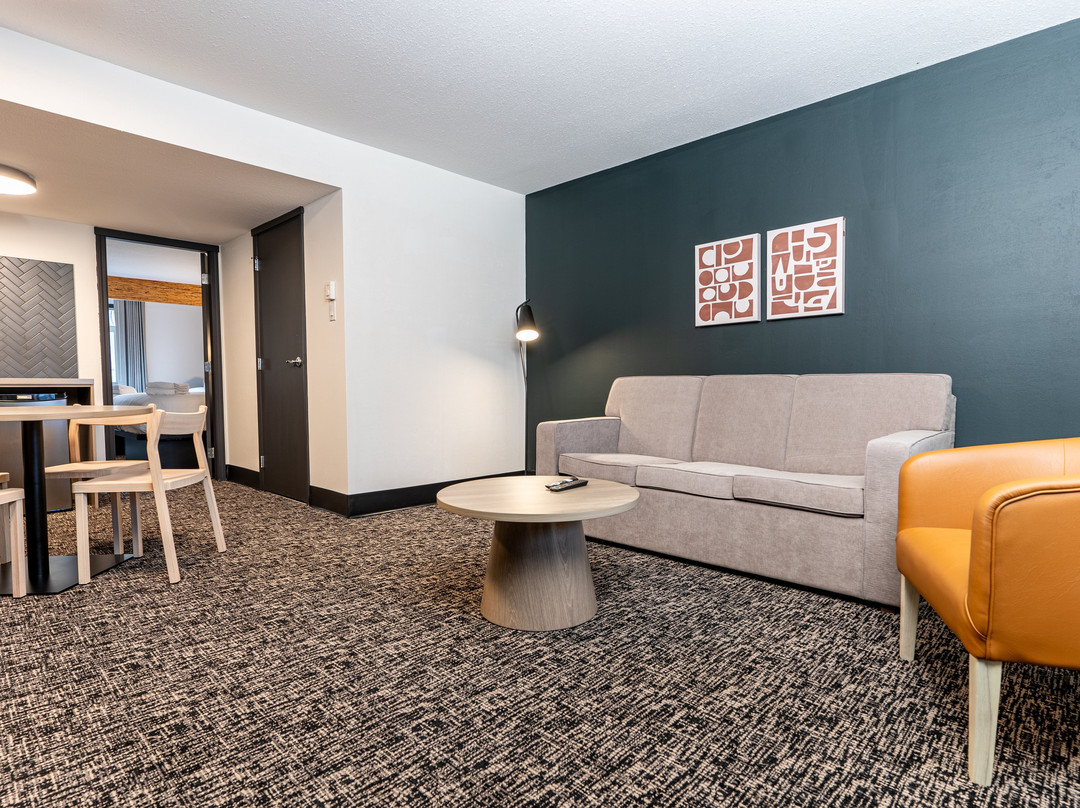 Northwinds Hotel Revelstoke By Basecamp主图