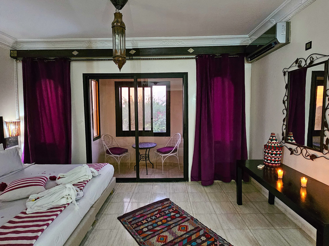 Ferme d'Hotes Weedan主图