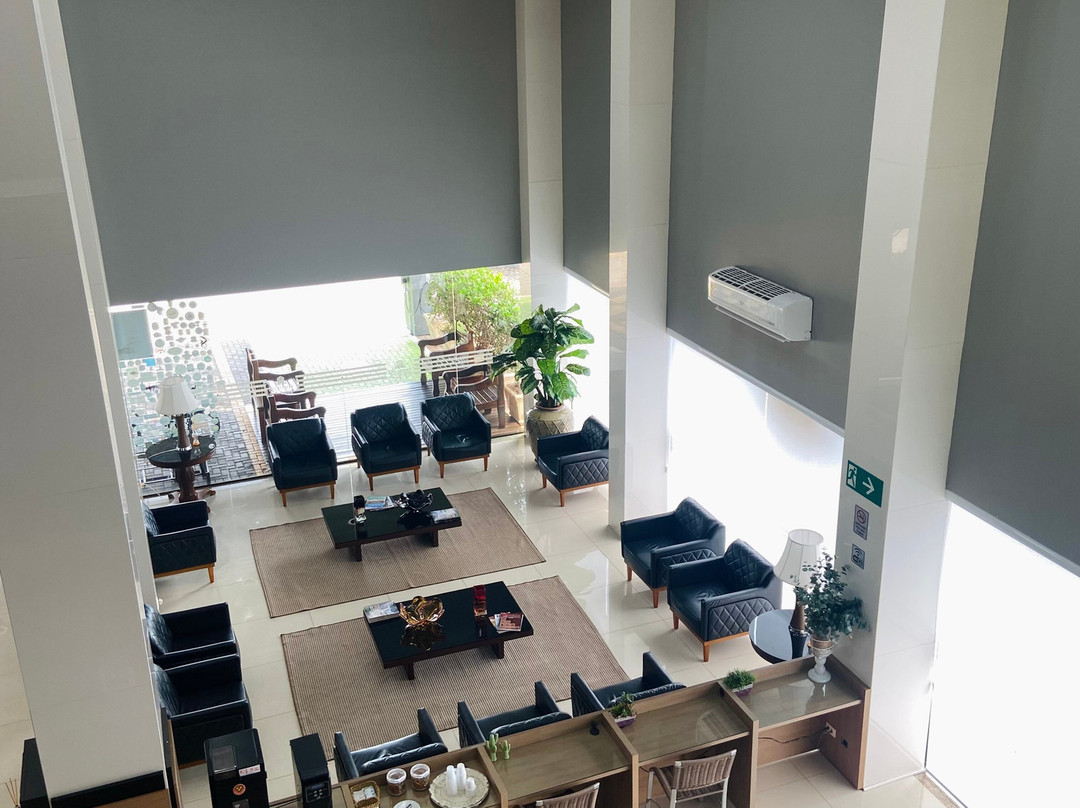 Hotel Thomasi Maringá Express主图