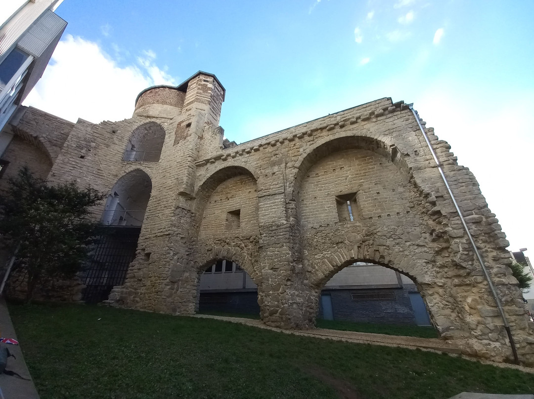Tour Anneessens-布鲁塞尔必去景点