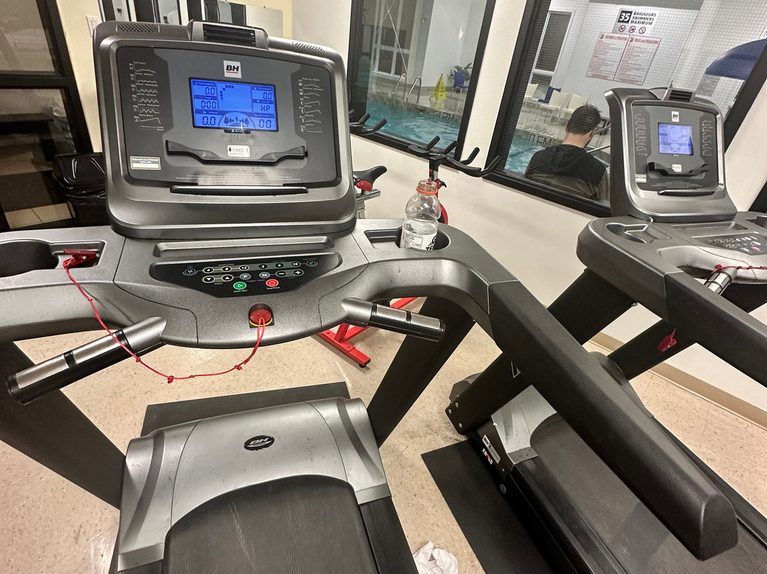 Super 8 by Wyndham Quebec City主图