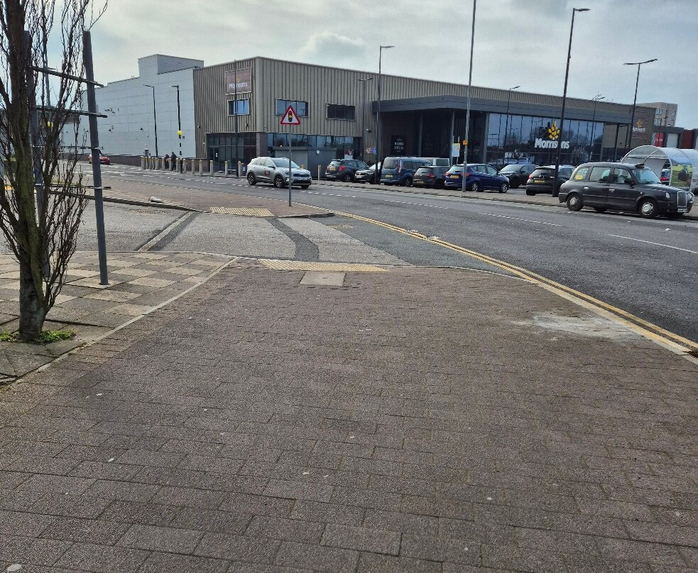 Kirkby Town Centre-Kirkby必去景点