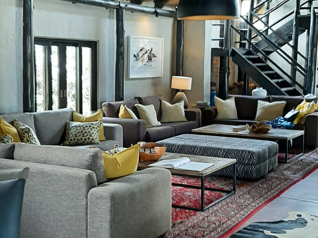 Kariega Game Reserve - River Lodge主图