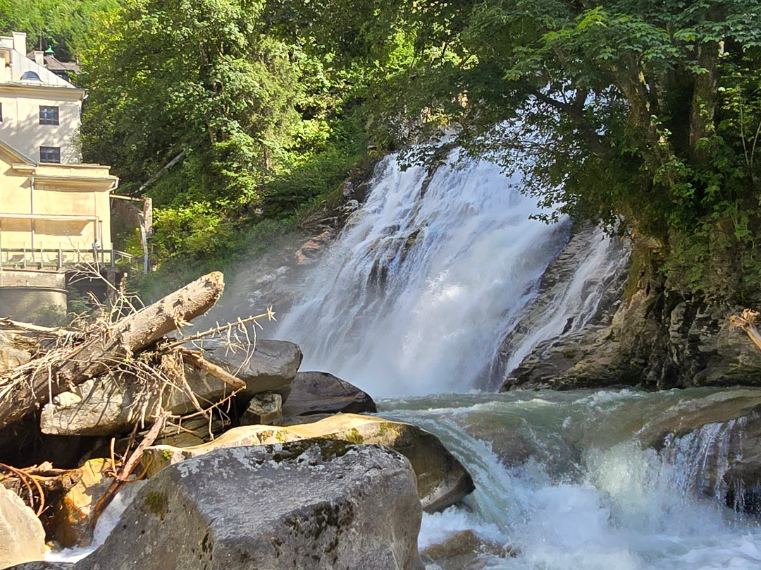 Bad Gasteiner Wasserfall-泉卡斯汀必去景点
