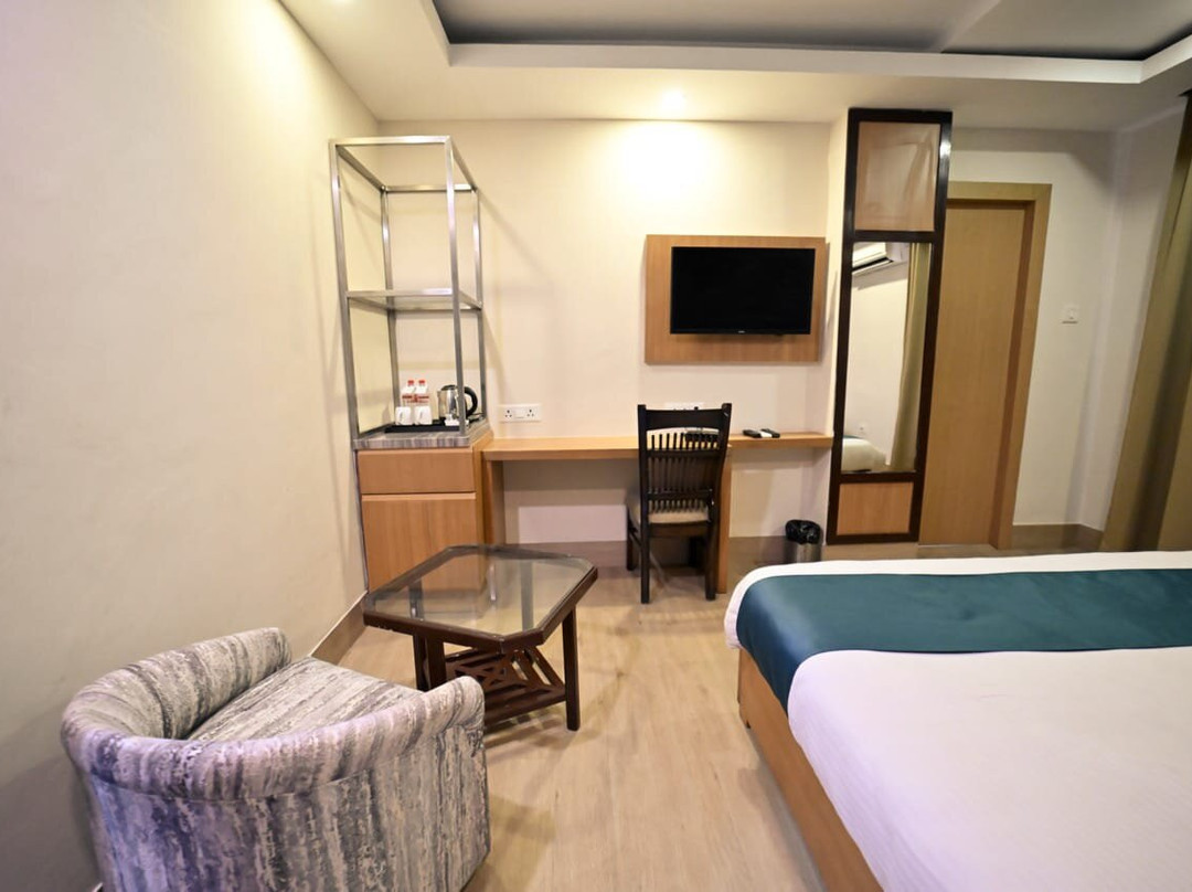 普拉克大陆饭店主图