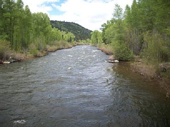 Conejos River Guest Ranch主图