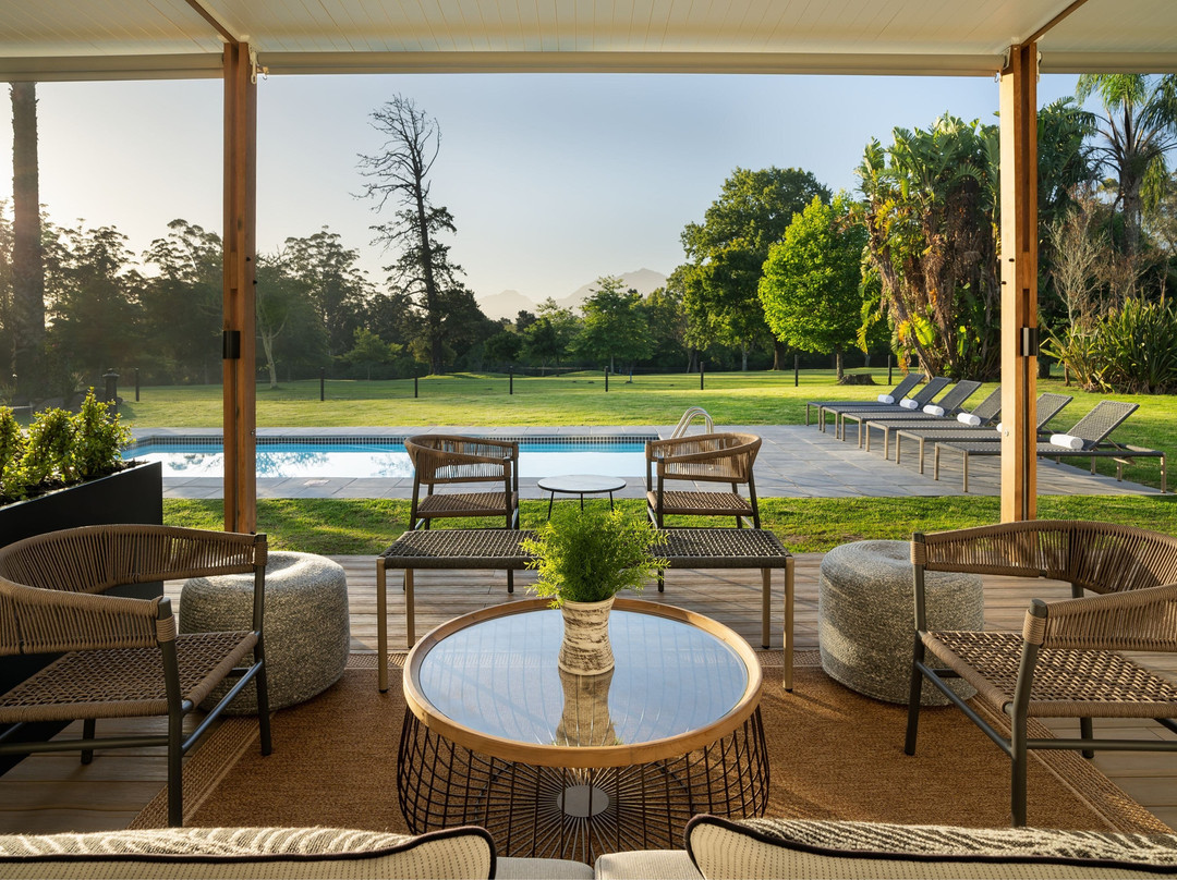 普罗蒂亚乔治王酒店主图