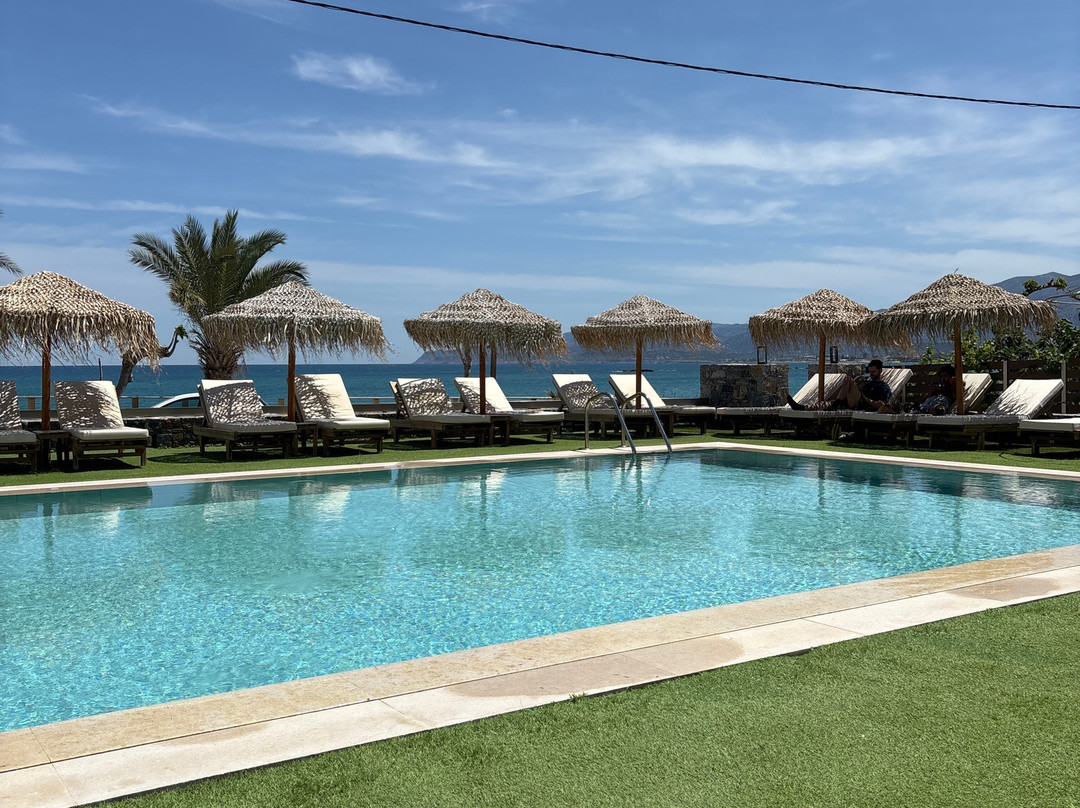 Golden Bee Lifestyle Hotel主图