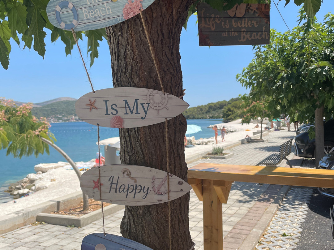 Marinus Beach Hotel主图