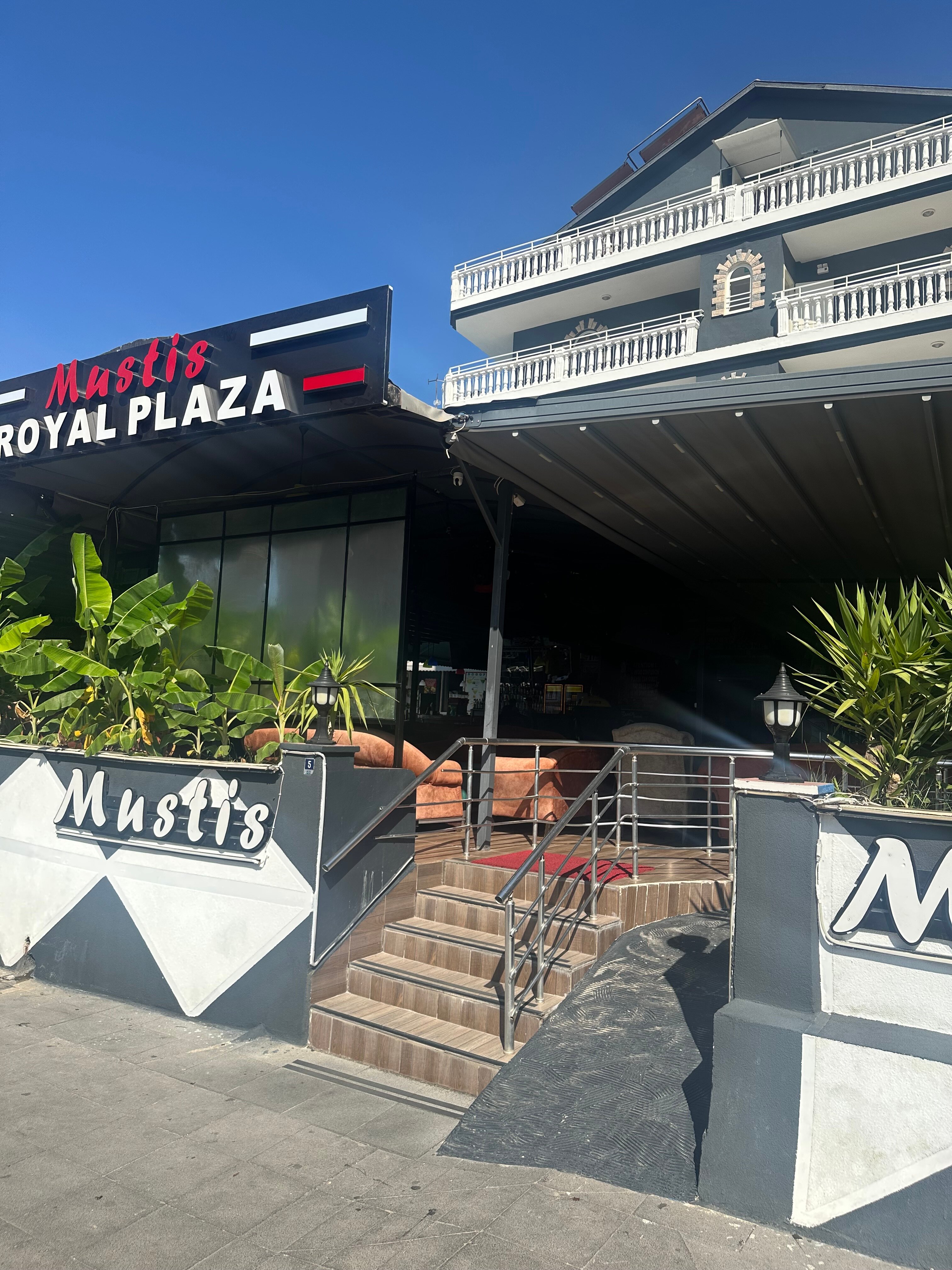 Musti's Royal Hotel Plaza-浴室