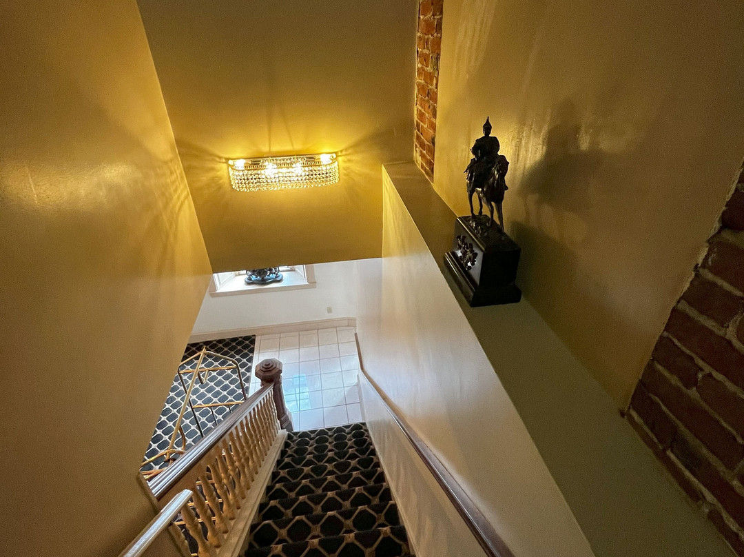 Garrison Inn Boutique Hotel主图