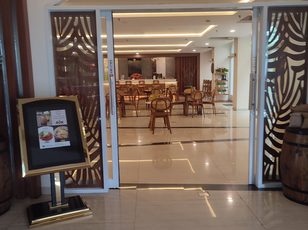 爪哇宫殿酒店主图