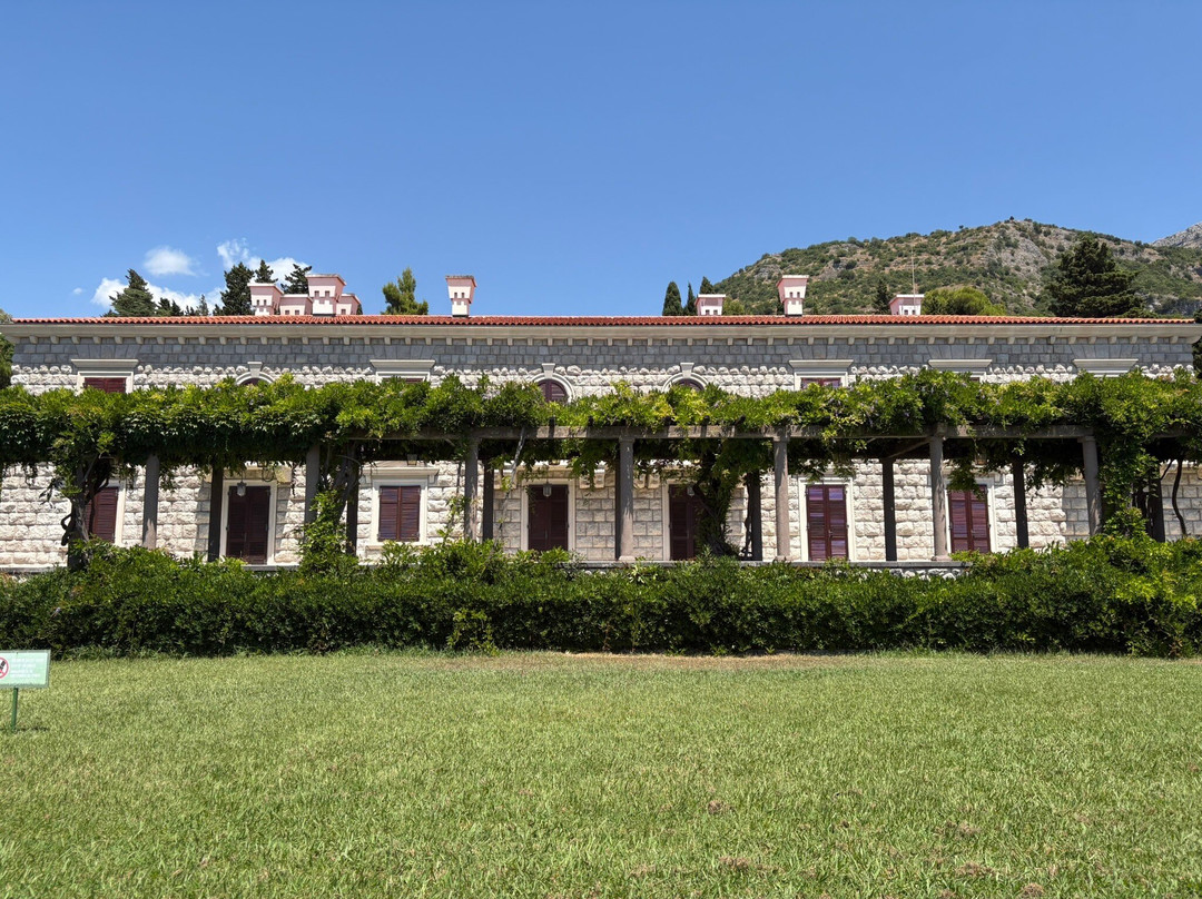 King’s Beach-Sveti Stefan必去景点