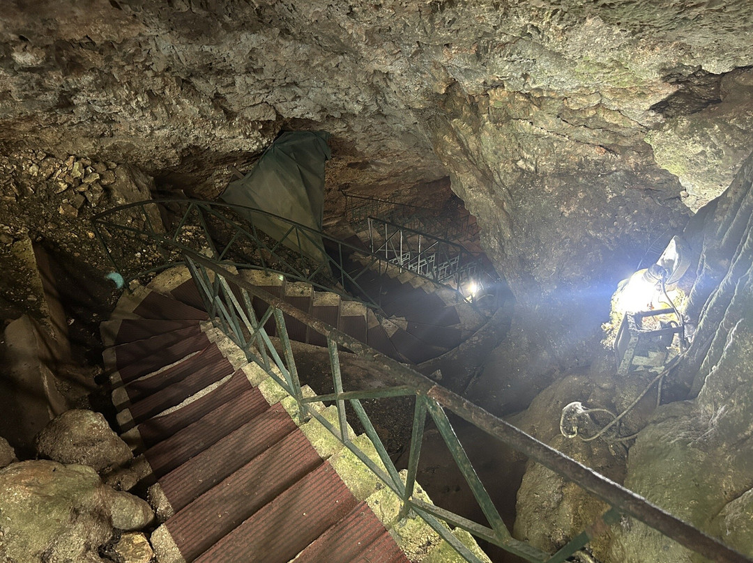 Drogarati Cave-Chaliotata必去景点