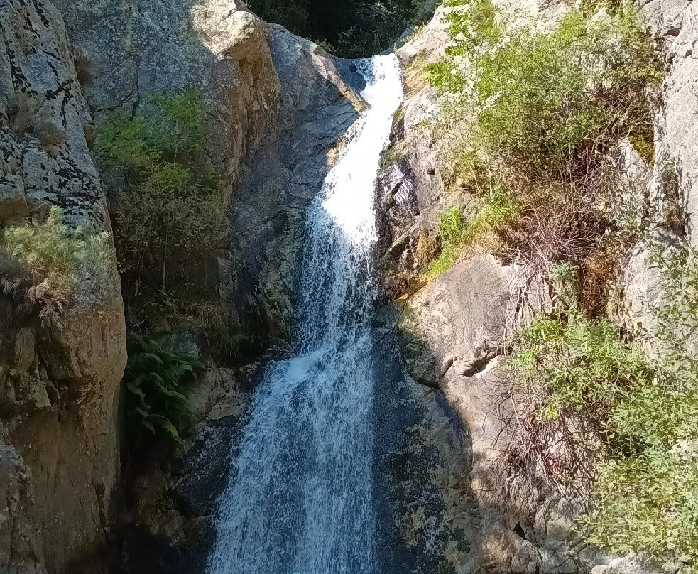 Cascades Du Saint-vincent Et Des Anglais-Vernet-Les-Bains必去景点