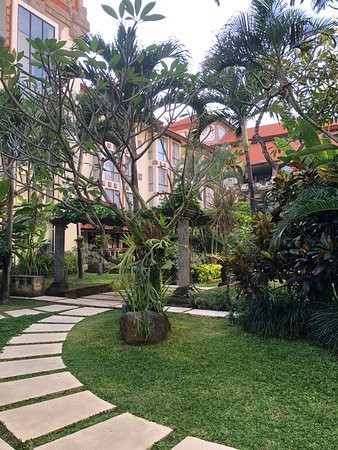 沙努尔普莱姆广场酒店-巴厘主图