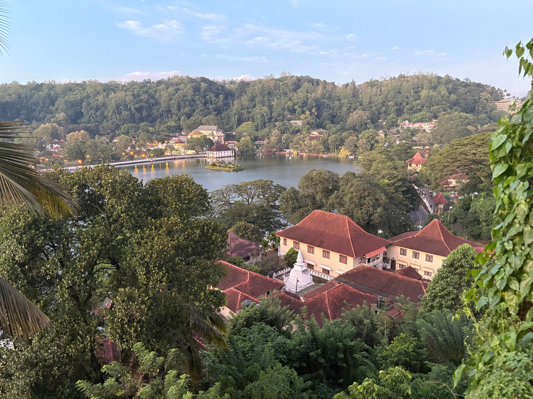 Dee Lanka Tours-卡图纳耶克必去景点