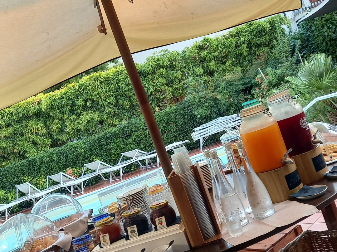 La Tavernetta Hotel主图