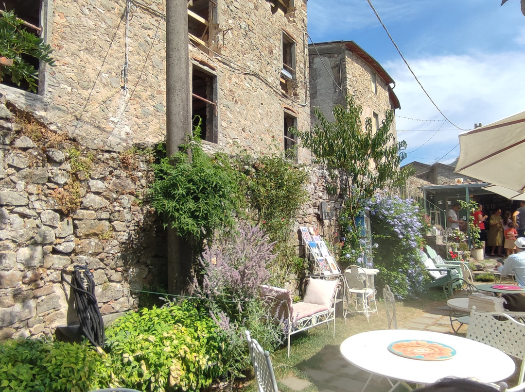 Libreria Sopra La Penna-Lucignana必去景点