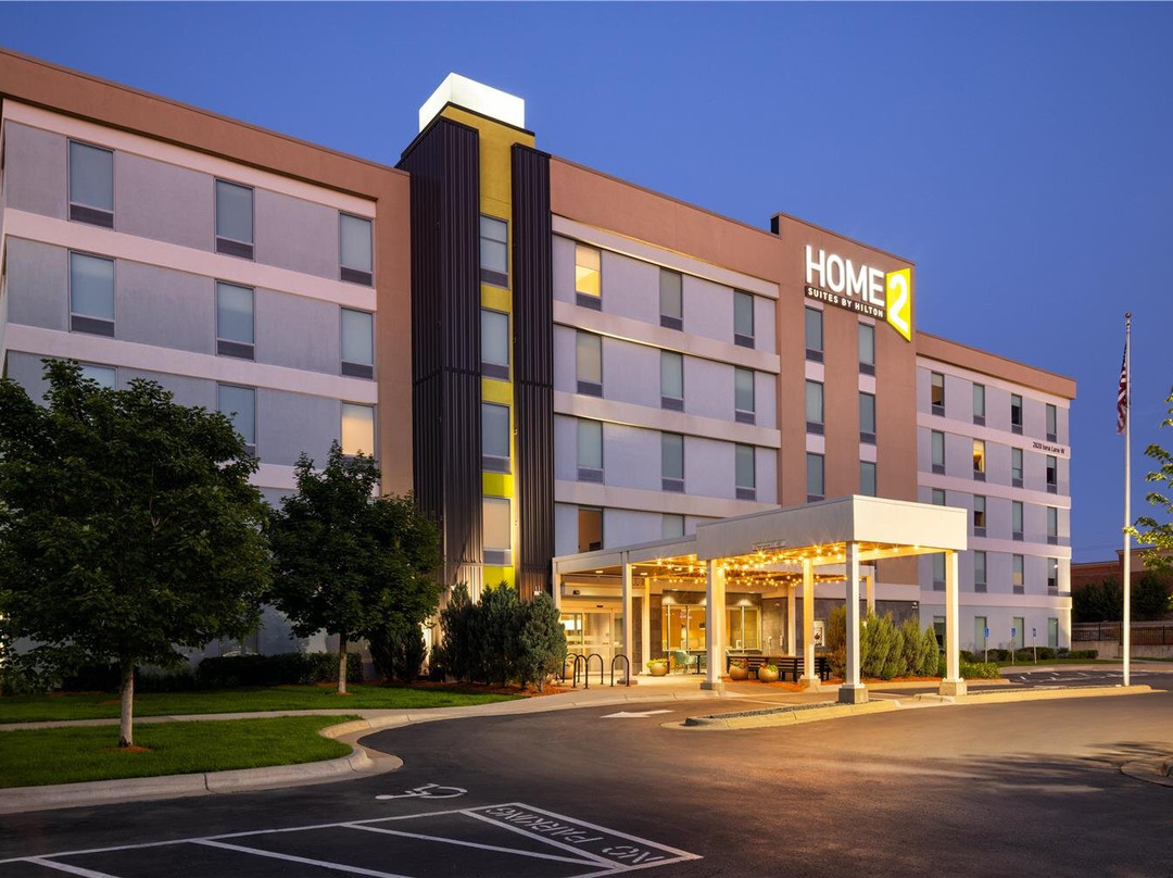 Home2 Suites by Hilton Roseville Minneapolis