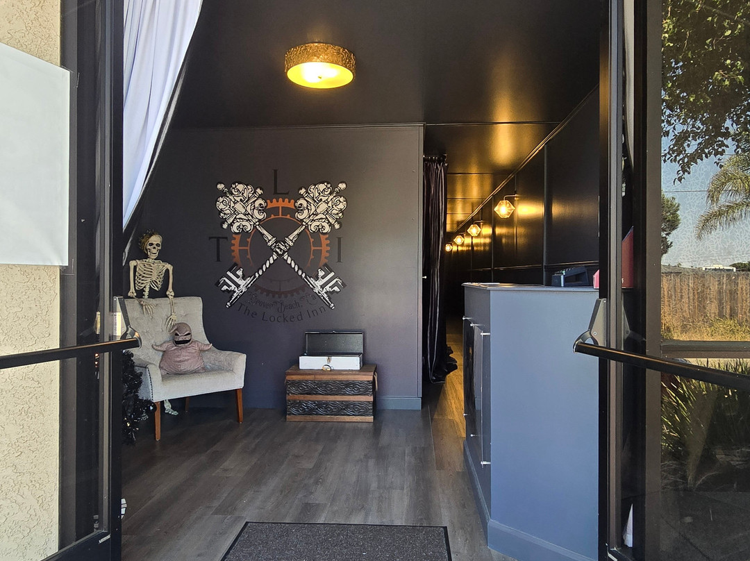 The Locked Inn-Grover Beach必去景点