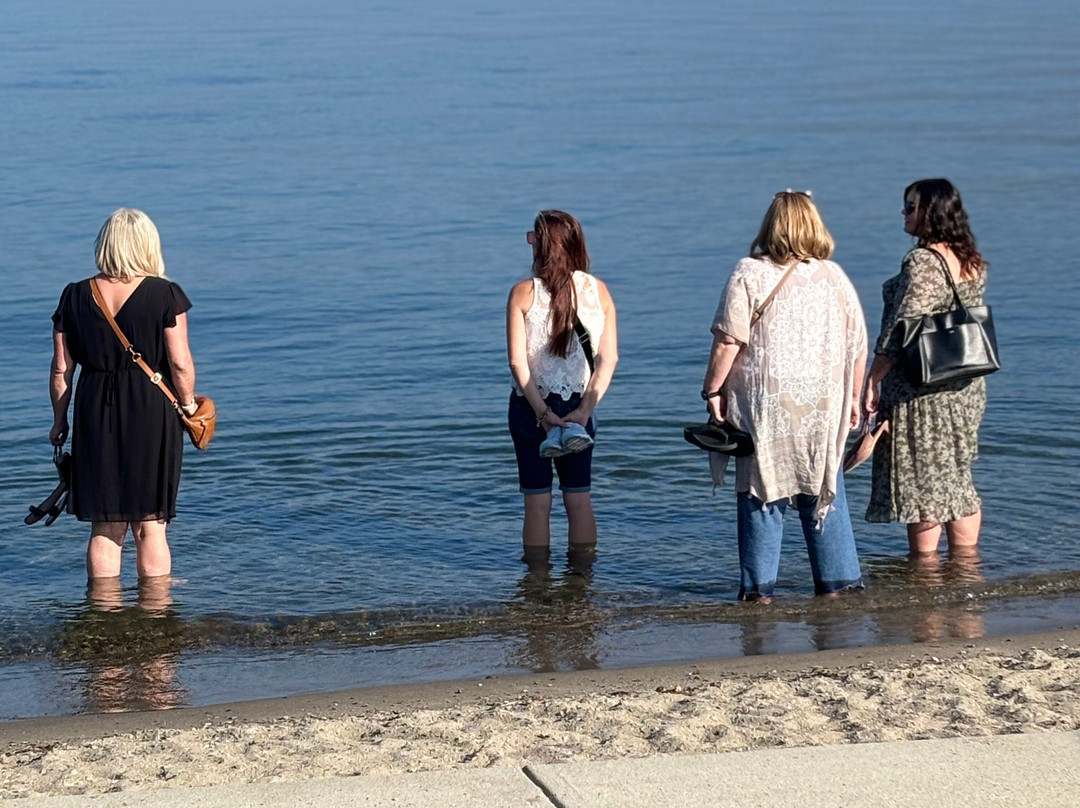 Beach Bum Tours-Lake Country必去景点