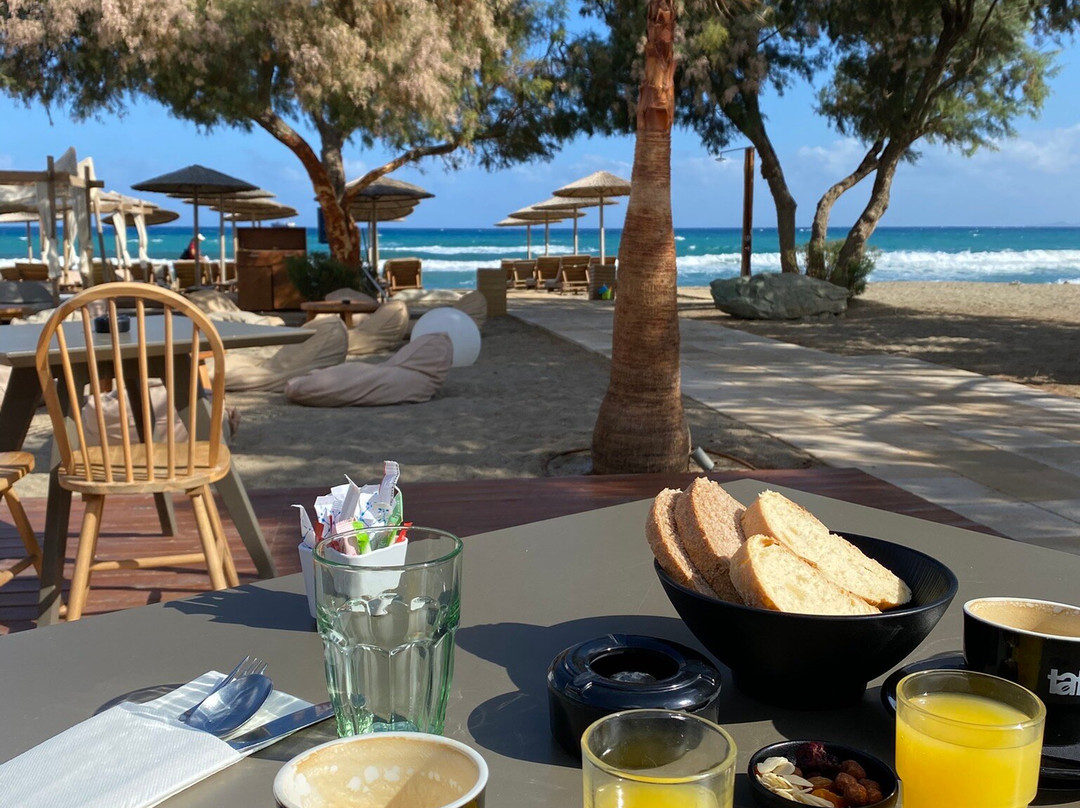 Enorme Teatro Beach Resort主图