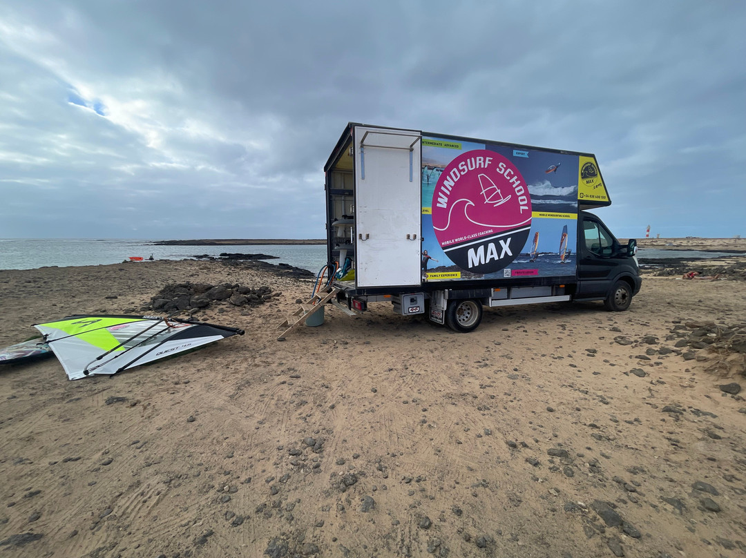 Max Windsurf School-科拉雷侯必去景点